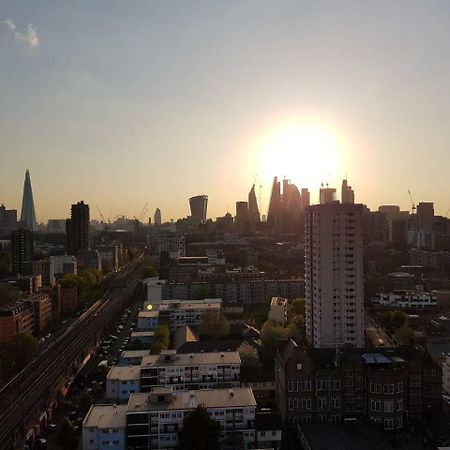 Modern 1 Bedroom Apartment In E1 With Great Views London Exterior foto